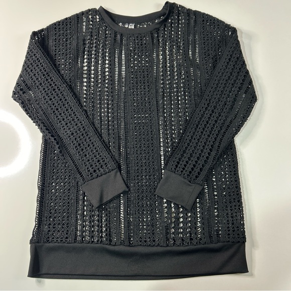 Fabletics Crochet Open Knit Top Shirt Women’s Small Black Casual Oversized EUC - Picture 3 of 9